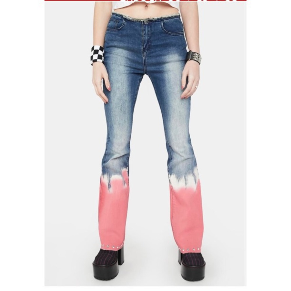 BNWT energetically aligned tie died jeans